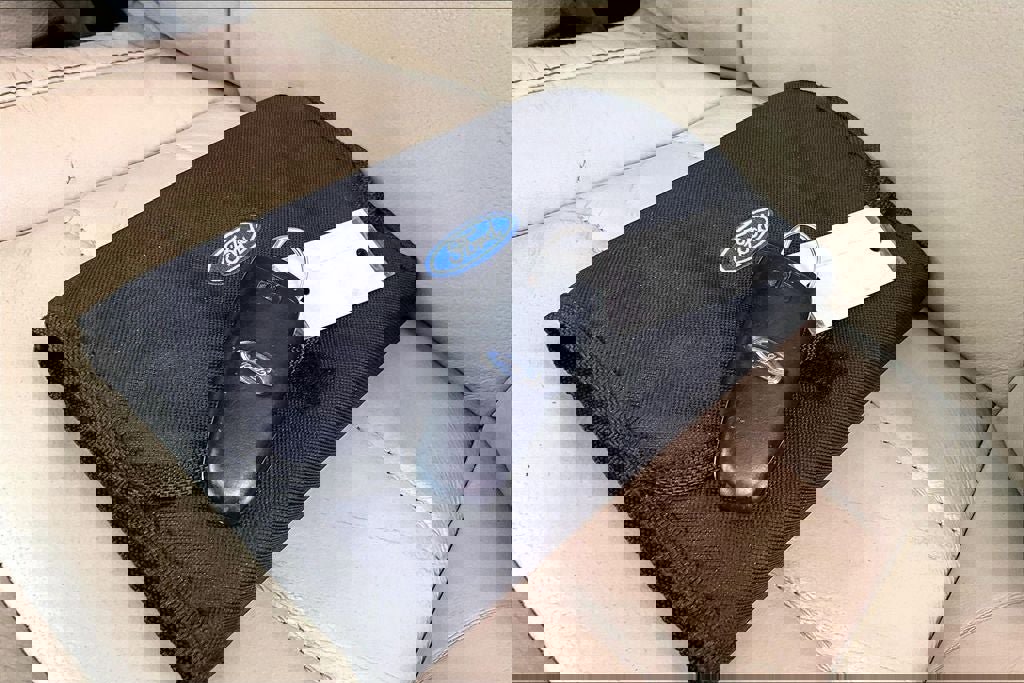 Used 2015 Ford Taurus SEL w/ Equipment Group 201A image 11