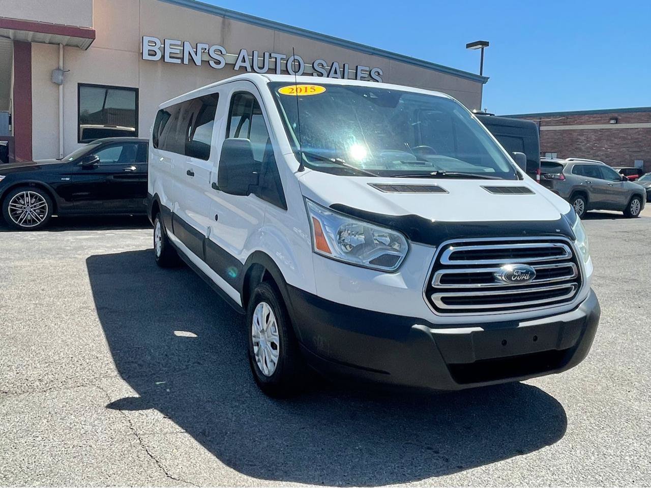 Used 2015 Ford Transit 350 XLT RWD image 4