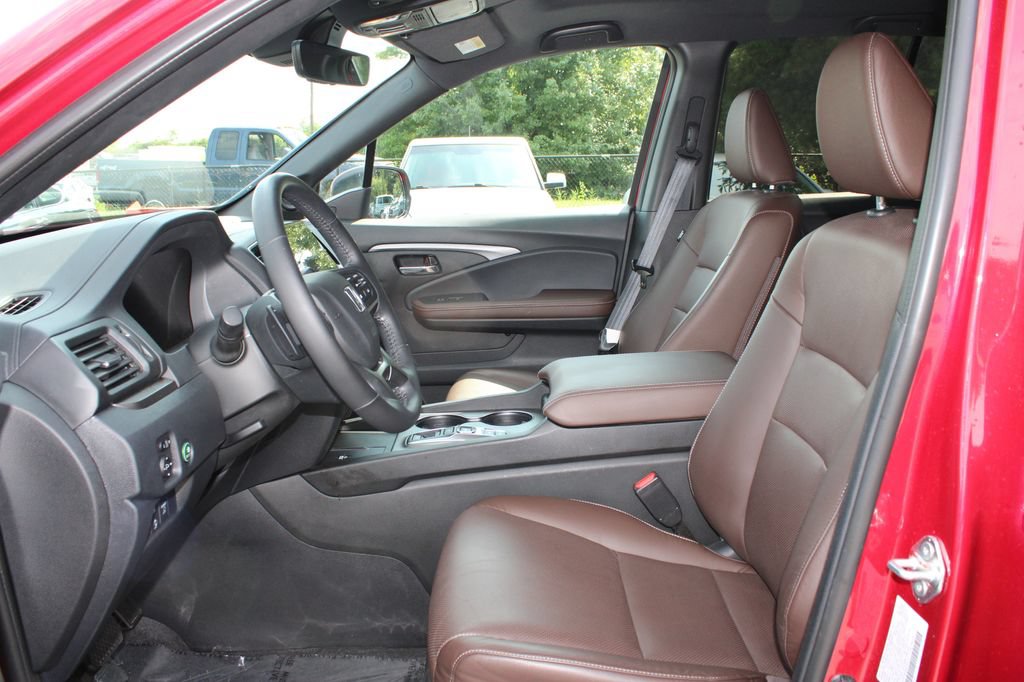 Certified 2024 Honda Ridgeline RTL image 11