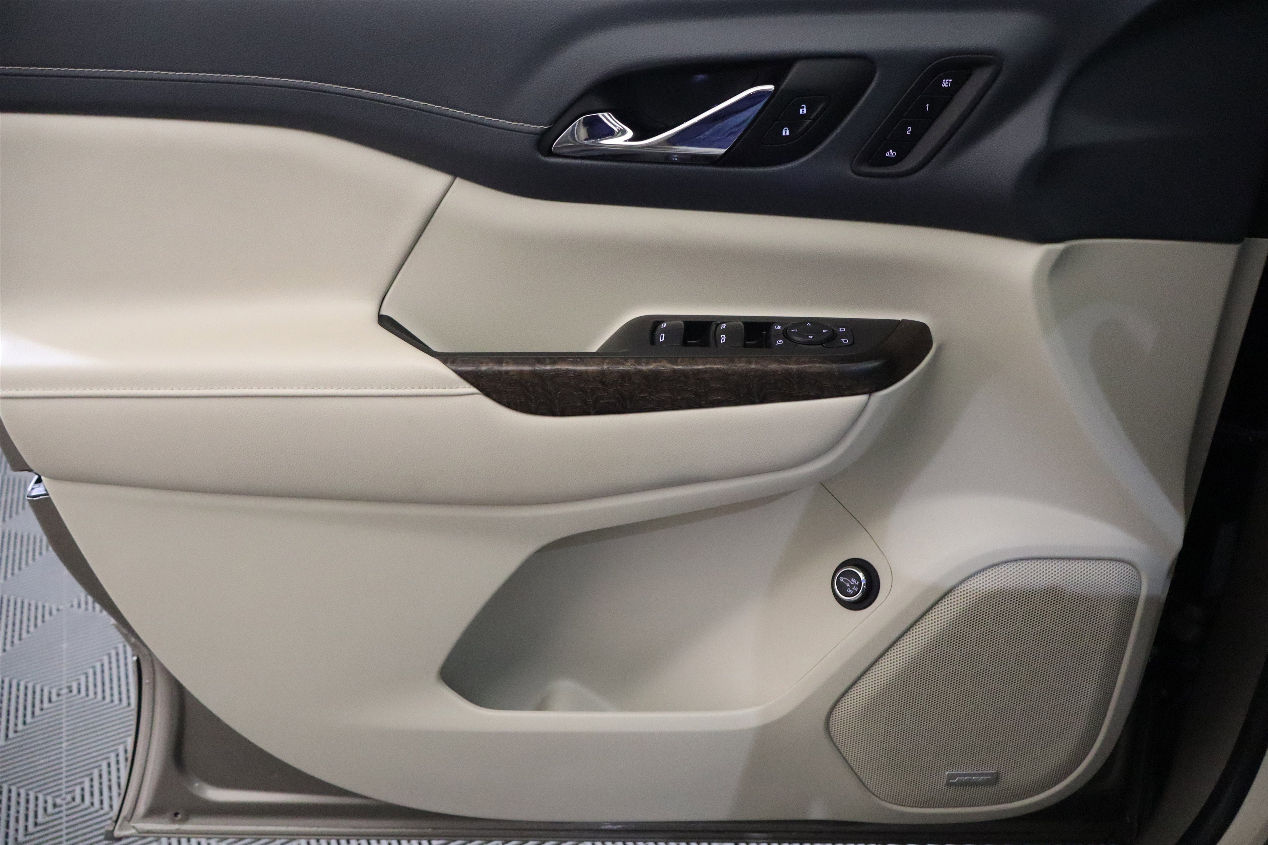 Used 2022 GMC Acadia Denali w/ Denali Ultimate Package image 36