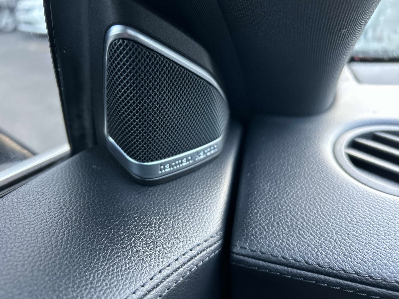 Used 2012 Mercedes-Benz CLS 550 4MATIC image 24