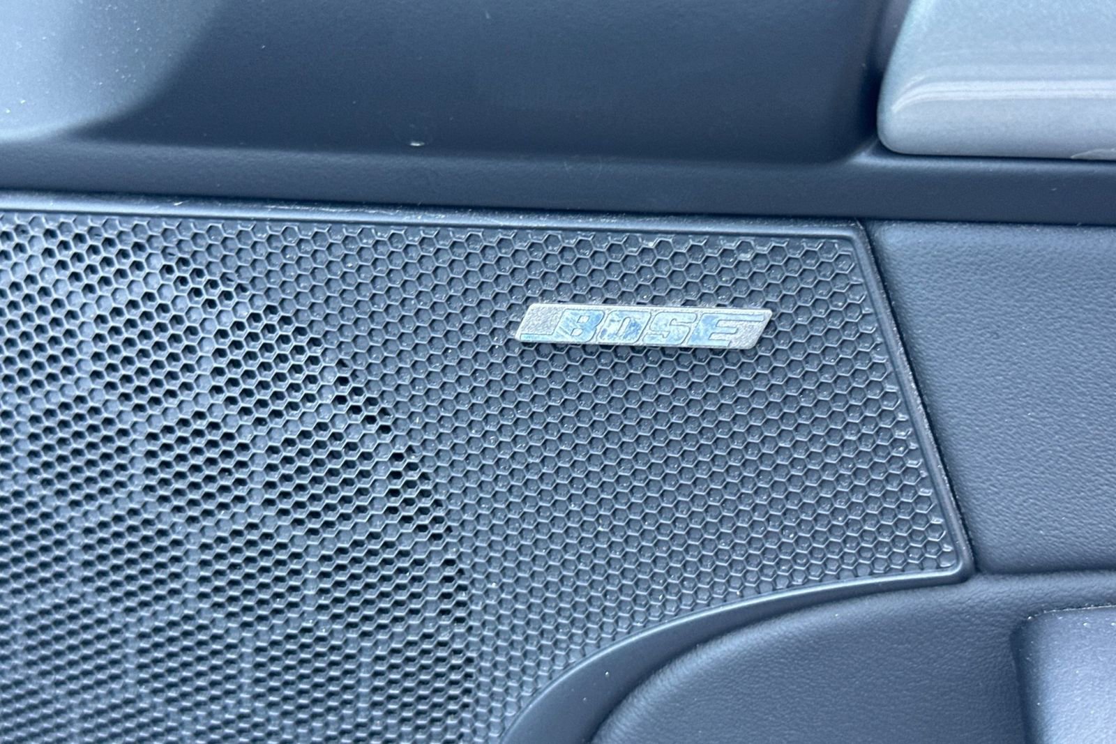 Used 2011 Porsche 911 Turbo image 34