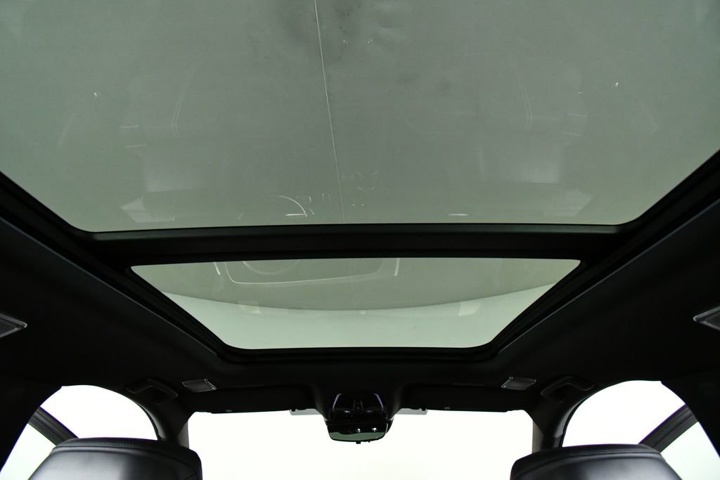 New 2026 Cadillac Vistiq Sport w/ LPO, Floor Liner Package AWD/4WD image 26