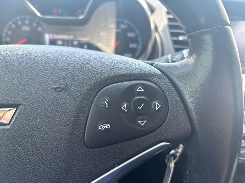 Used 2016 Chevrolet Impala LT w/ Convenience Package FWD image 16