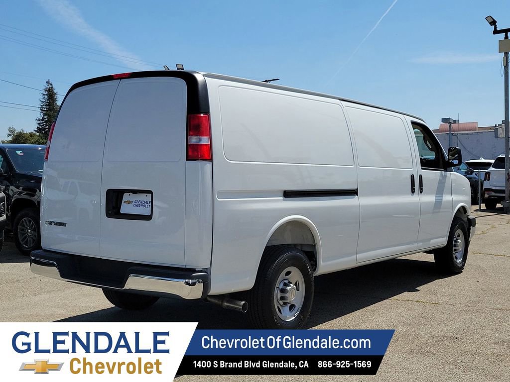 New 2026 Chevrolet Express 2500 Extended w/ Driver Convenience Package RWD image 12