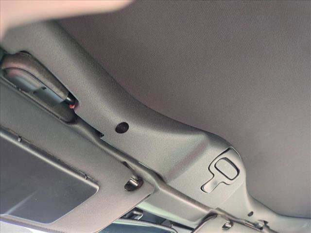 Used 2006 Chevrolet Corvette Convertible w/ Preferred Equipment Group image 16