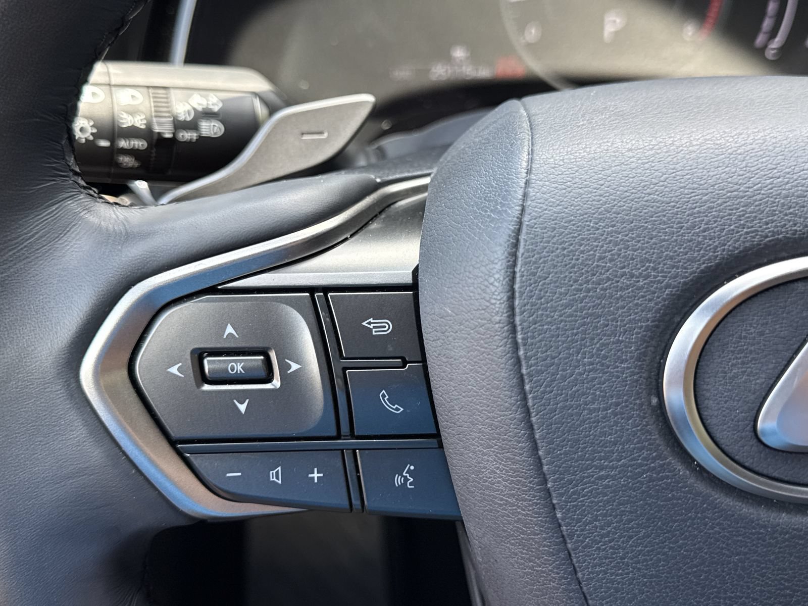 Used 2023 Lexus RX 350 Premium w/ Accessory Package (Z1) FWD image 20