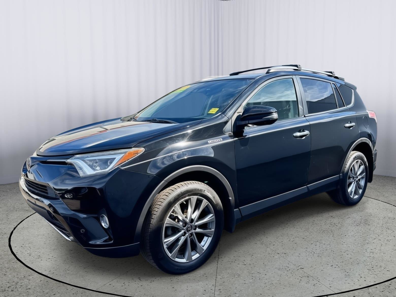 Used 2017 Toyota RAV4 Limited AWD/4WD image 12