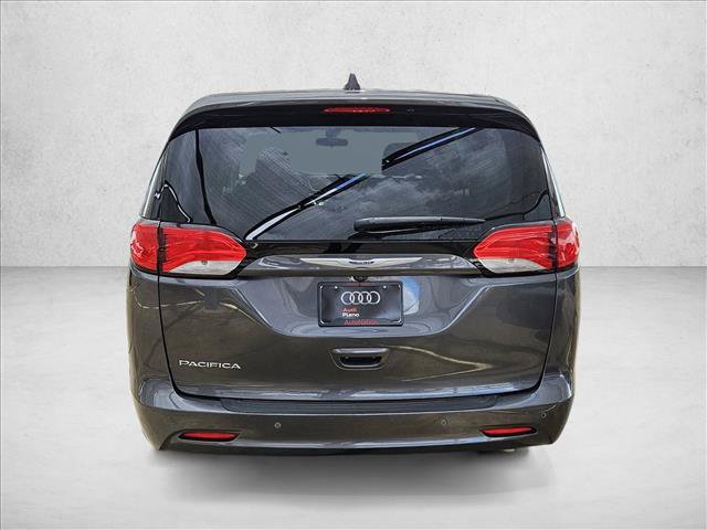 Used 2018 Chrysler Pacifica LX FWD image 6