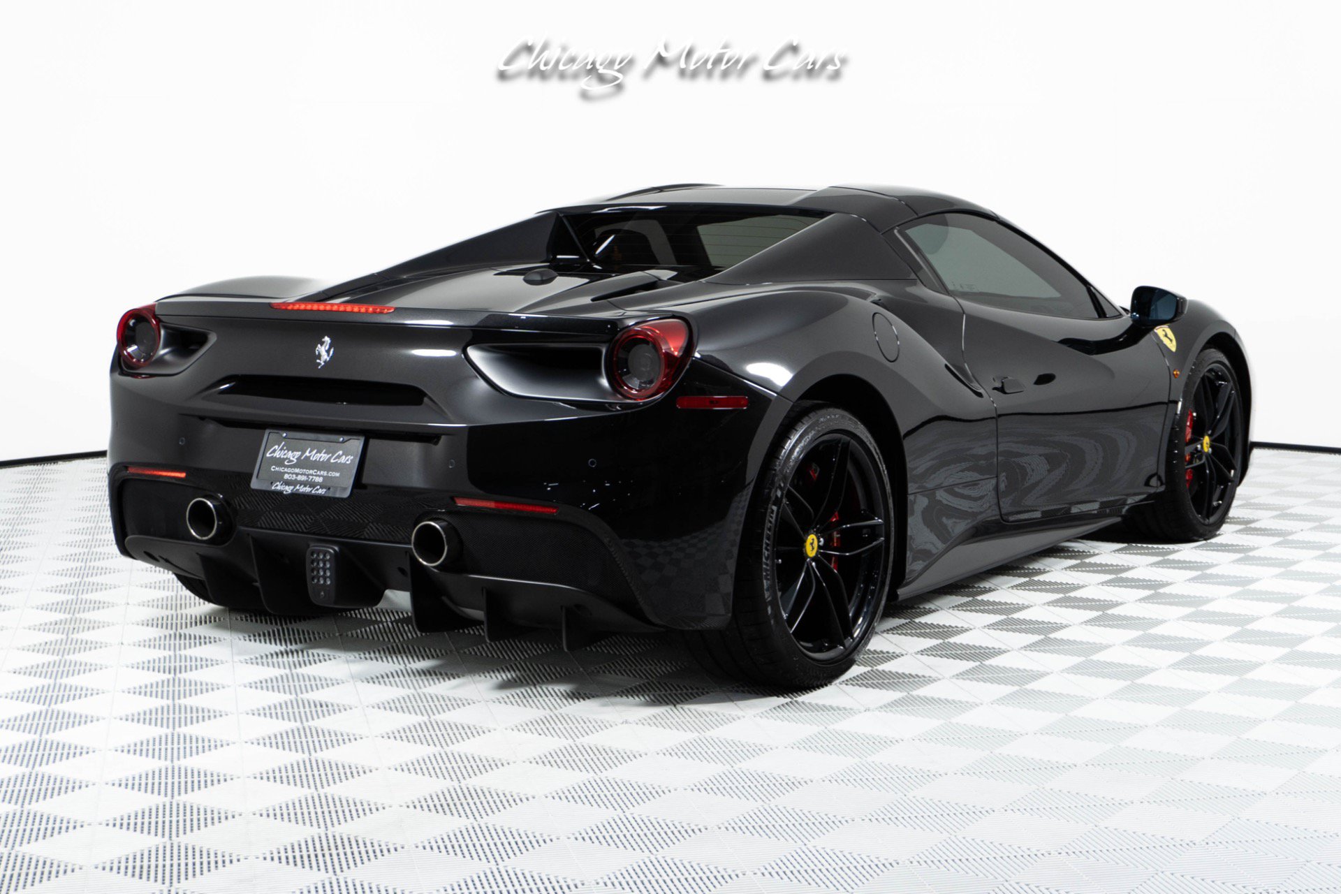 Used 2018 Ferrari 488 Spider RWD image 23