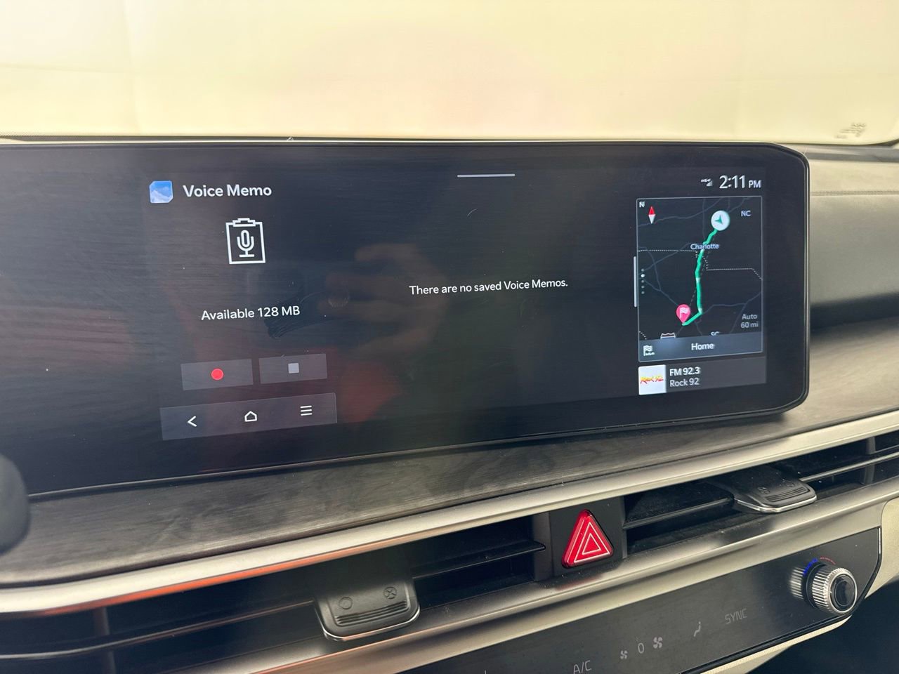 Used 2025 Kia Sorento X-Line EX image 17