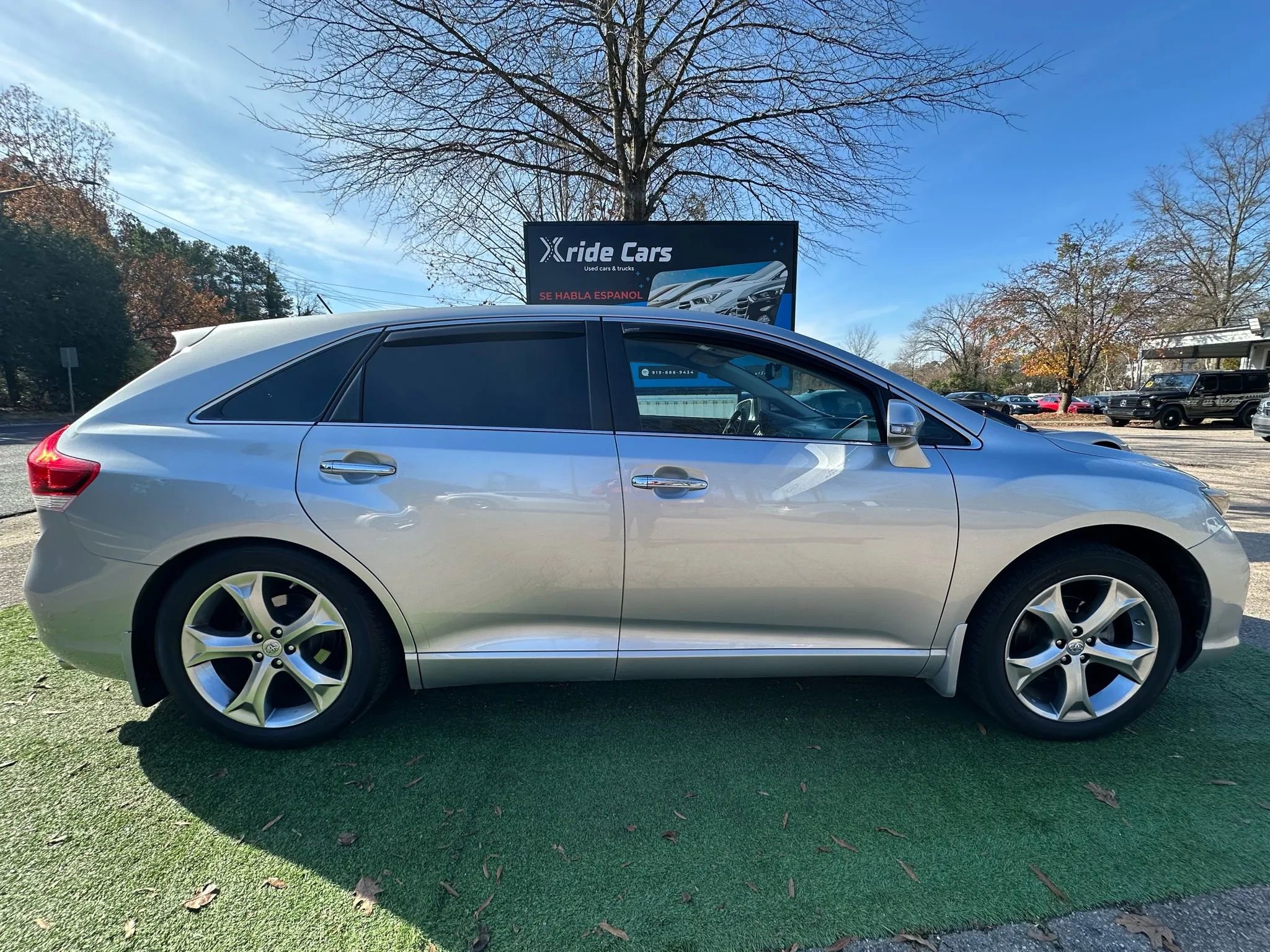 Used 2015 Toyota Venza XLE image 8