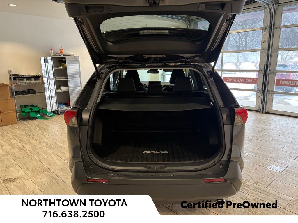 Used 2023 Toyota RAV4 XLE image 6