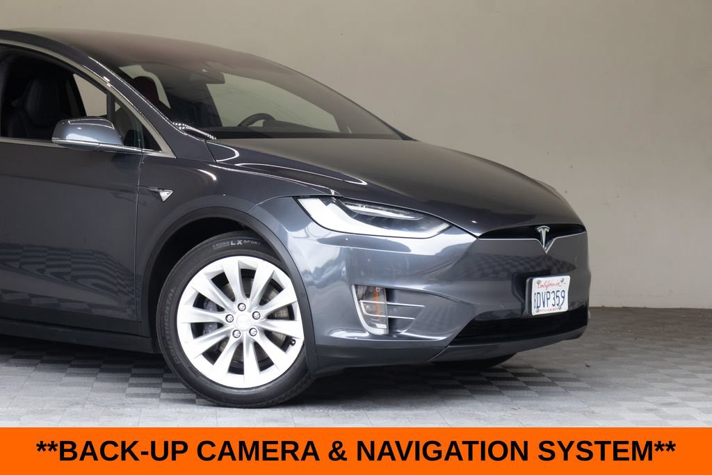 Used 2018 Tesla Model X 100D AWD/4WD image 3