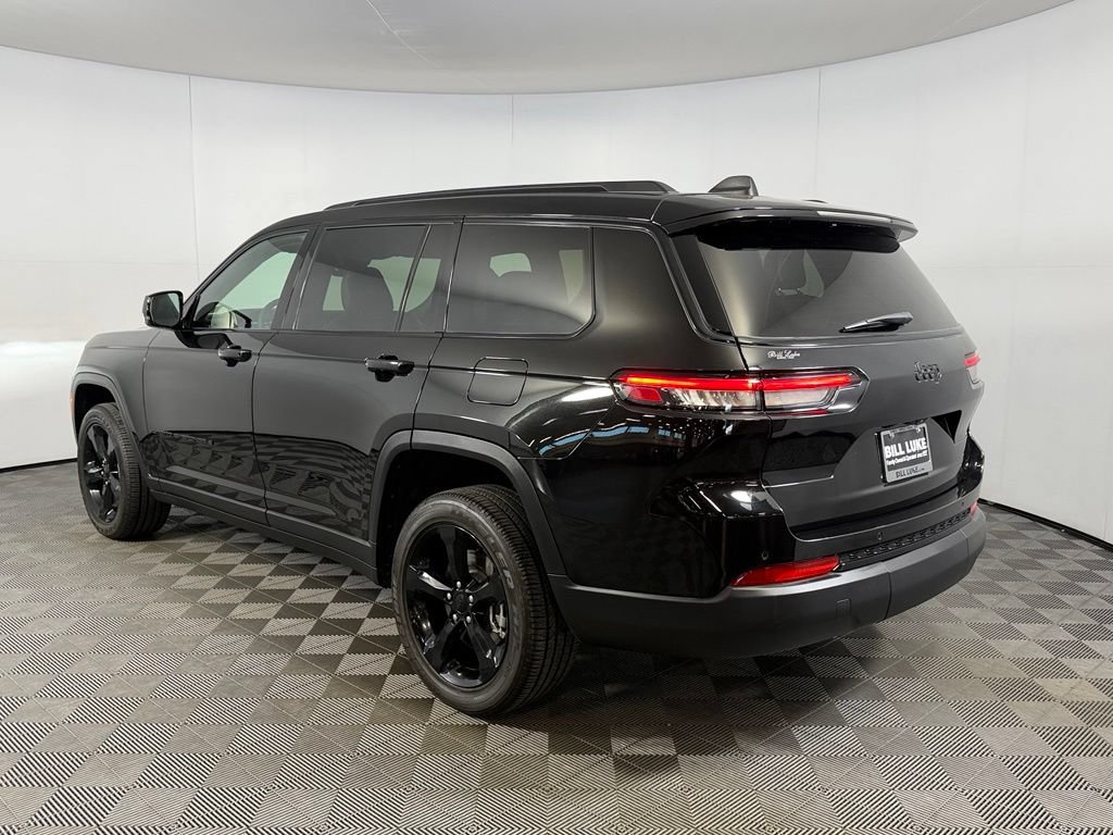 Certified 2025 Jeep Grand Cherokee L Laredo RWD image 8