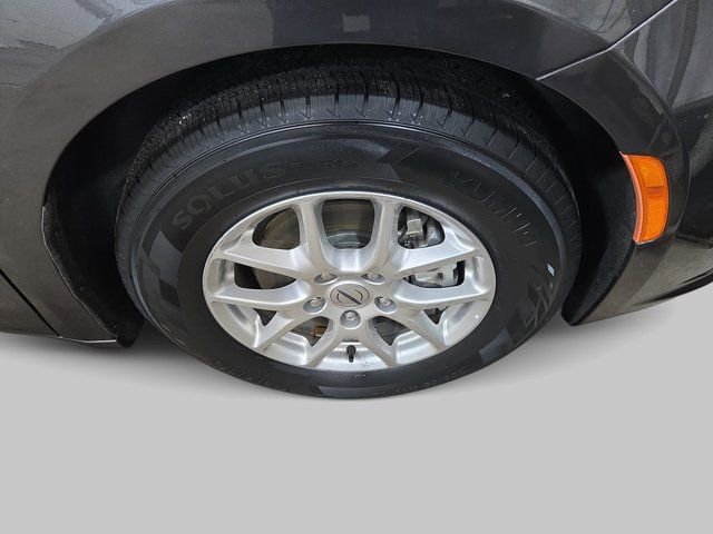 Used 2023 Chrysler Pacifica Touring-L image 34