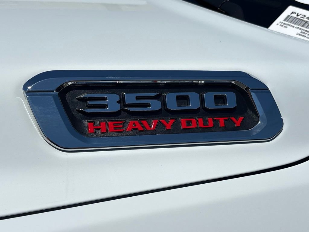Used 2024 RAM 3500 Limited image 9