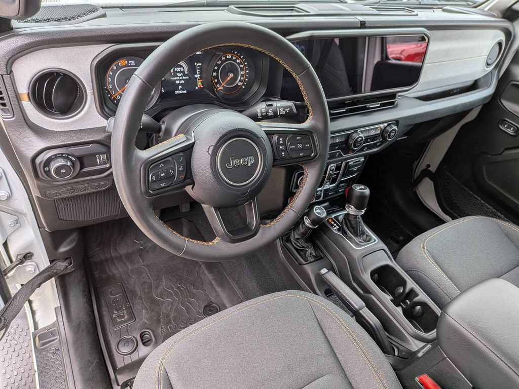 Used 2024 Jeep Wrangler Unlimited Sport AWD/4WD image 16