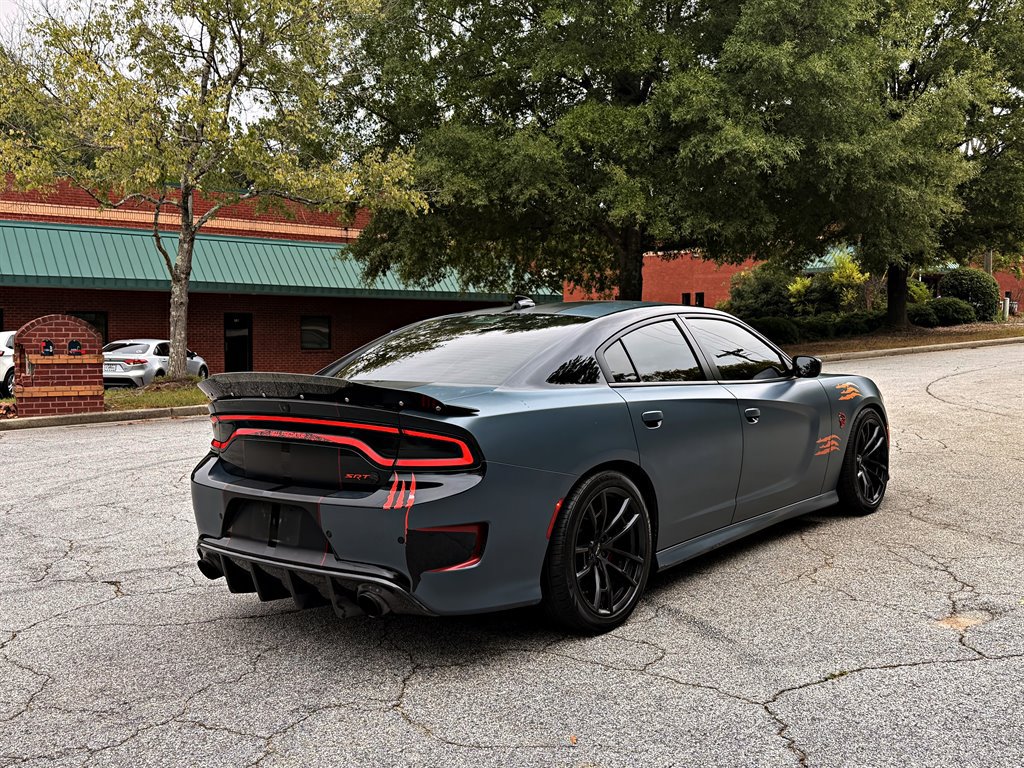 Used 2019 Dodge Charger SRT Hellcat w/ Harman/Kardon Audio Group RWD image 5