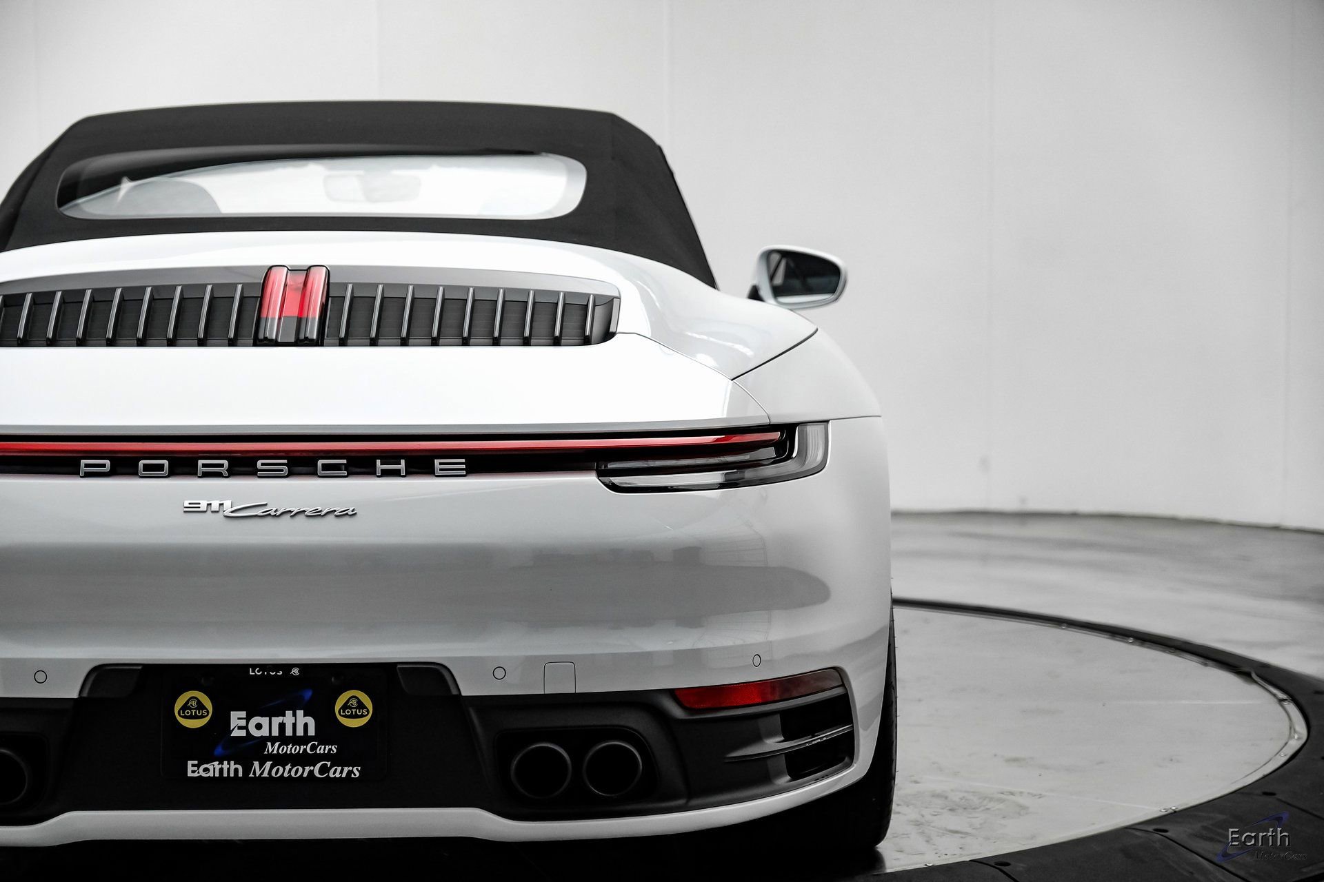 Used 2021 Porsche 911 Carrera 4 image 15