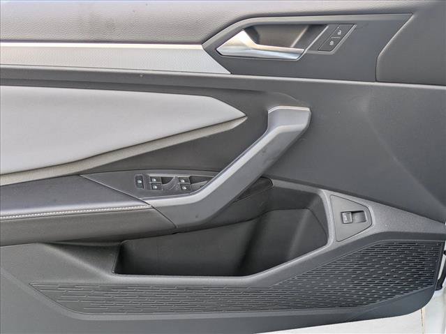 New 2026 Volkswagen Jetta SE FWD image 16