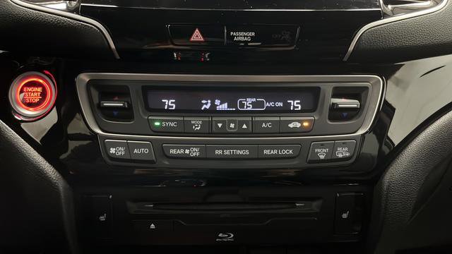 Used 2020 Honda Pilot Touring image 18