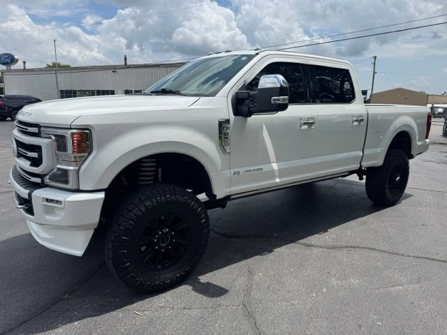 Used 2021 Ford F250 Platinum w/ FX4 Off-Road Package AWD/4WD image 2