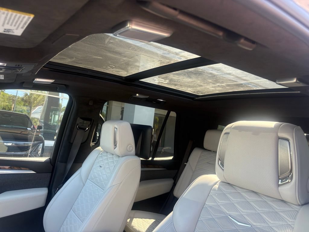 Certified 2025 Cadillac Escalade Sport Platinum AWD/4WD image 31
