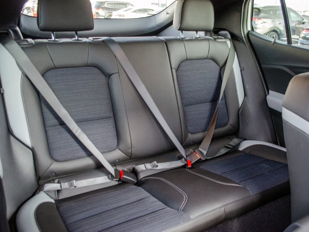 Used 2024 Buick Envista Preferred w/ Convenience I Package FWD image 29