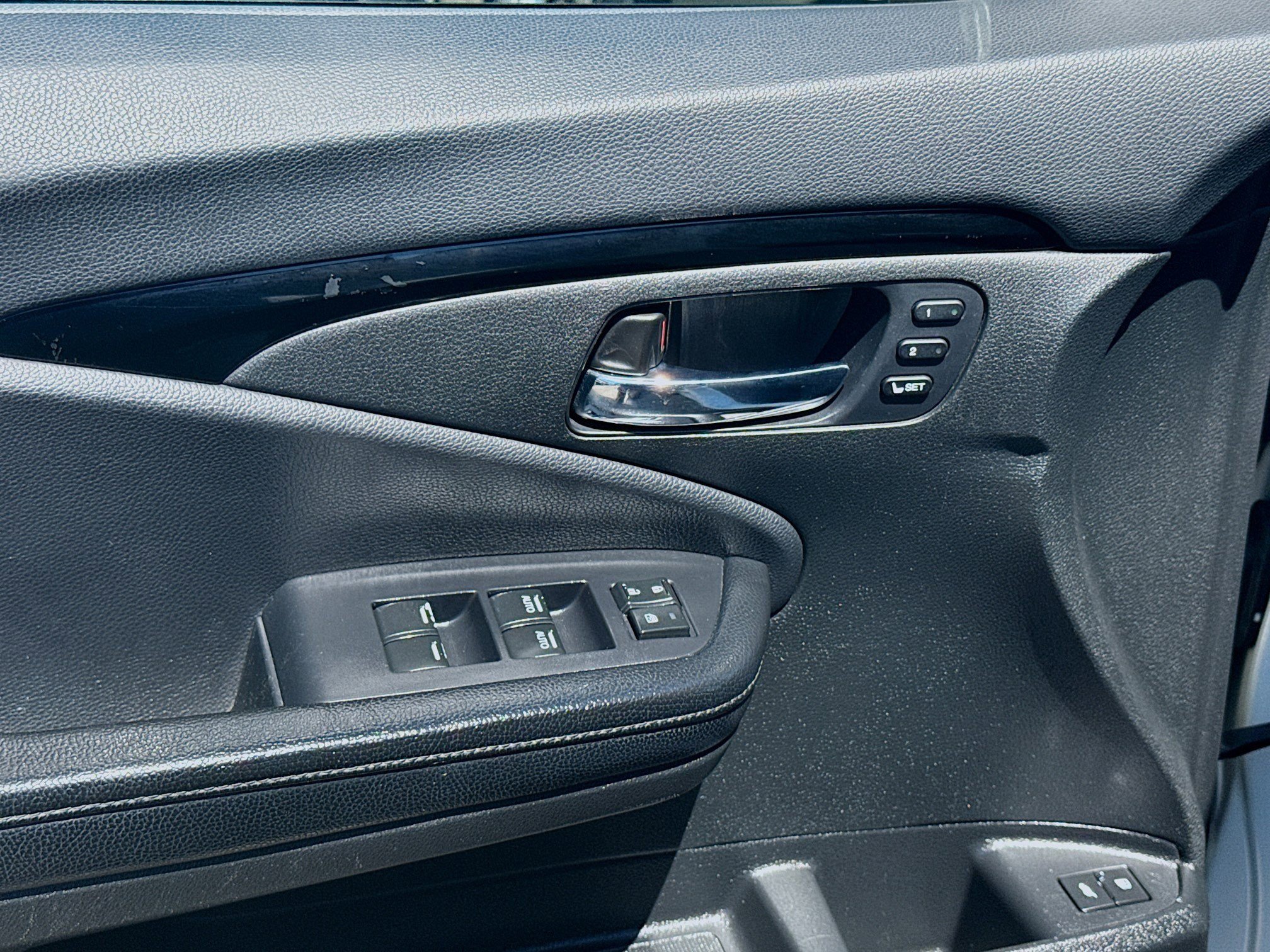 Used 2019 Honda Pilot Elite image 17