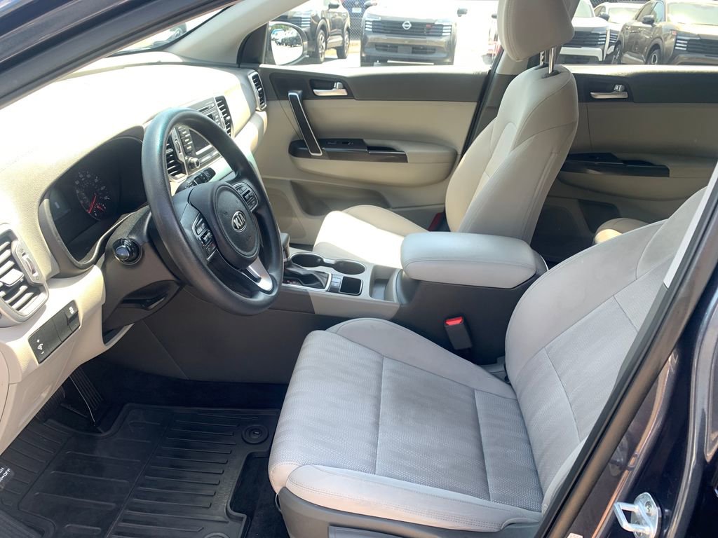 Used 2019 Kia Sportage LX FWD image 17