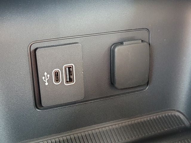 New 2026 Ford Explorer Active w/ Active Comfort Package AWD/4WD image 18