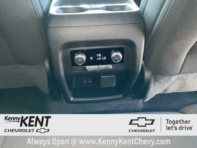 Used 2025 GMC Acadia Elevation image 15