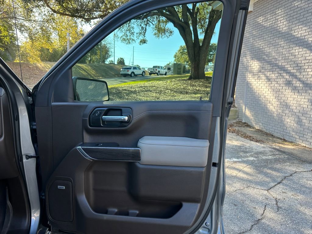 Used 2021 Chevrolet Silverado 1500 LTZ w/ LTZ Premium Package image 36