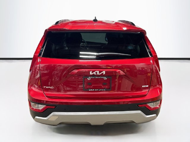 Certified 2025 Kia Niro EX w/ EX Cold Weather Package FWD image 6