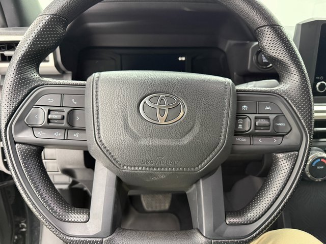 Used 2025 Toyota Tacoma SR5 image 10