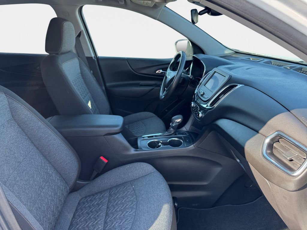 Used 2022 Chevrolet Equinox LT image 18