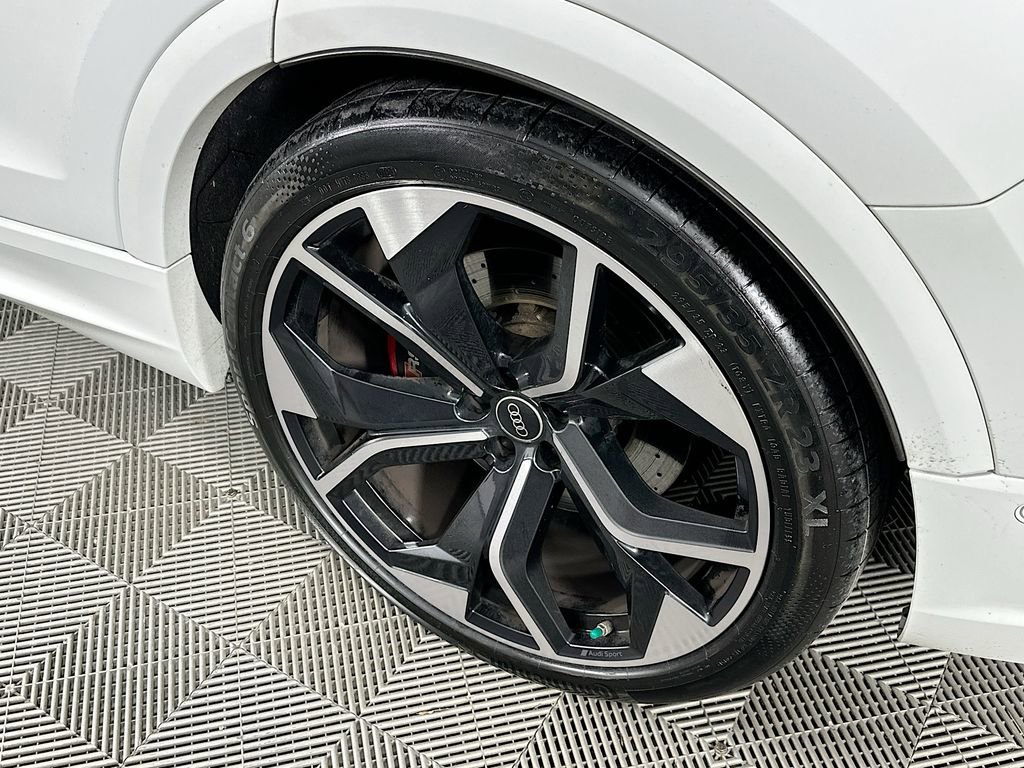 Used 2024 Audi RS Q8 image 39