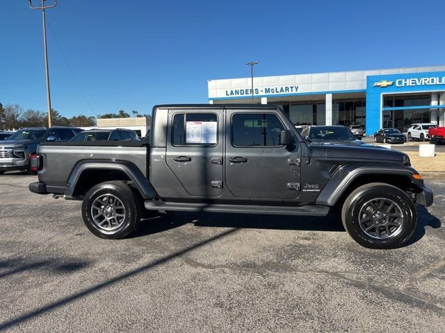 Used 2021 Jeep Gladiator Overland w/ Popular Equipment Package image 2