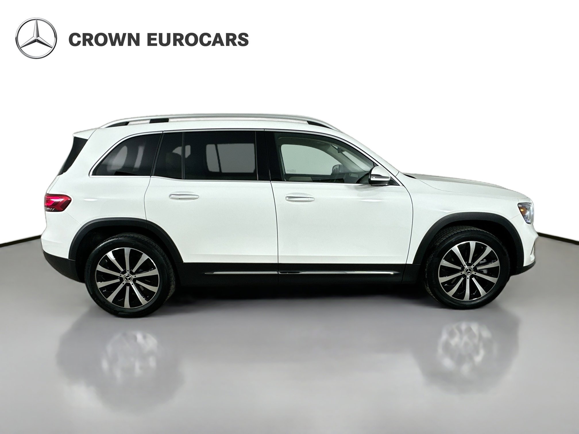 Certified 2023 Mercedes-Benz GLB 250 4MATIC image 4