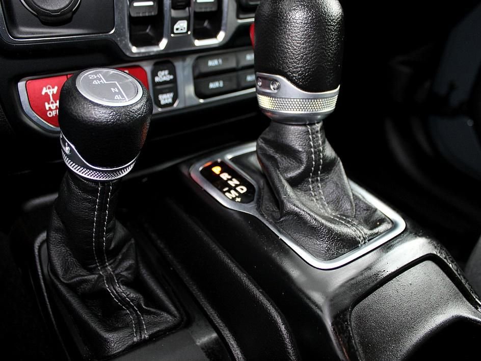 Used 2024 Jeep Wrangler Unlimited Rubicon w/ XTREMEE 35" Tire Package image 26