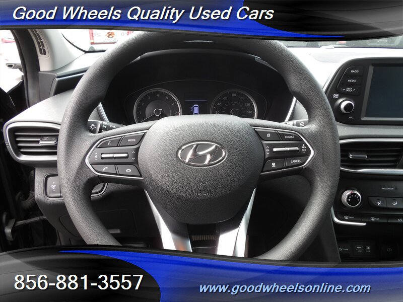 Used 2019 Hyundai Santa Fe SE image 15
