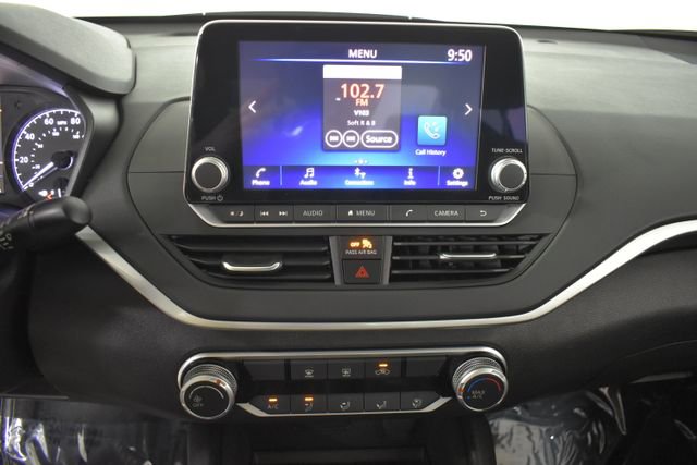 Certified 2025 Nissan Altima 2.5 S FWD image 18