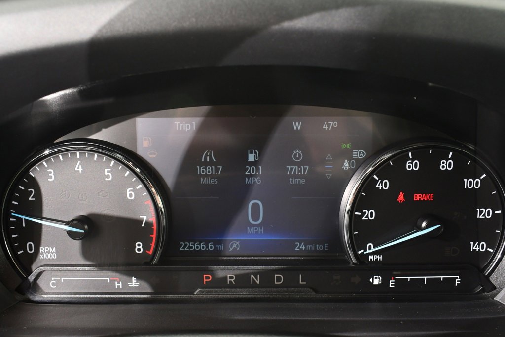 Used 2023 Ford Explorer XLT w/ Equipment Group 202A image 27