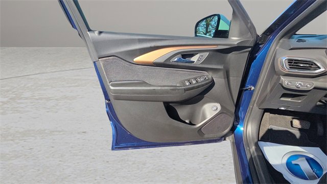 Used 2022 Chevrolet TrailBlazer ACTIV w/ Sun and Liftgate Package image 28