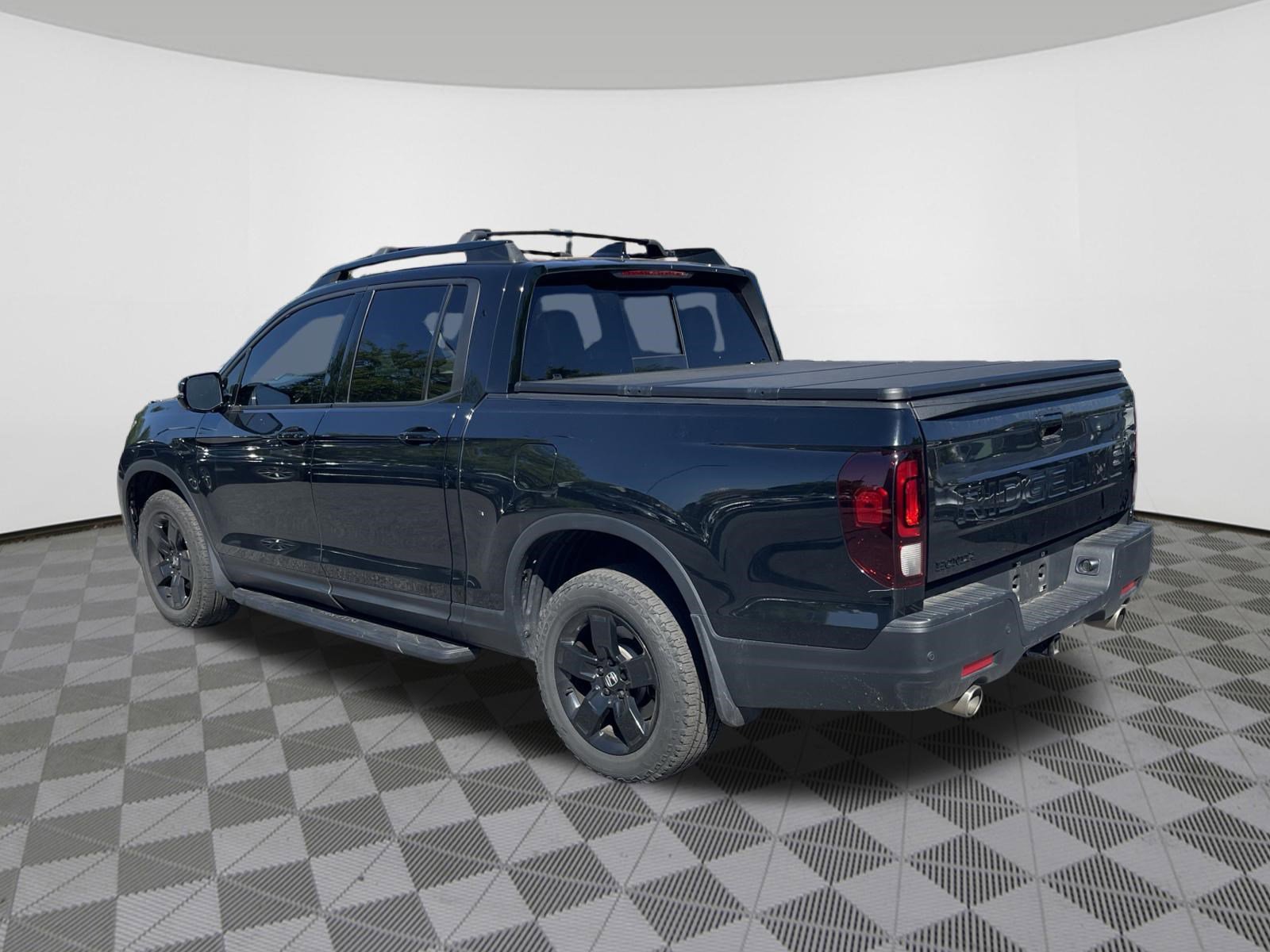 Used 2024 Honda Ridgeline Black Edition image 5