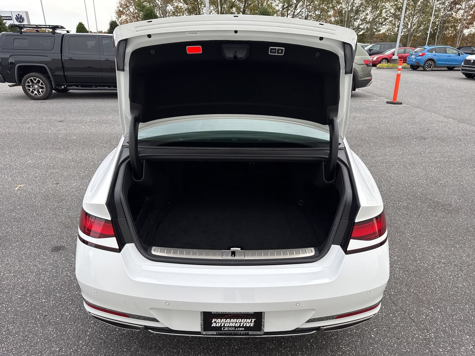 Used 2025 Genesis G90 3.5T AWD/4WD image 10
