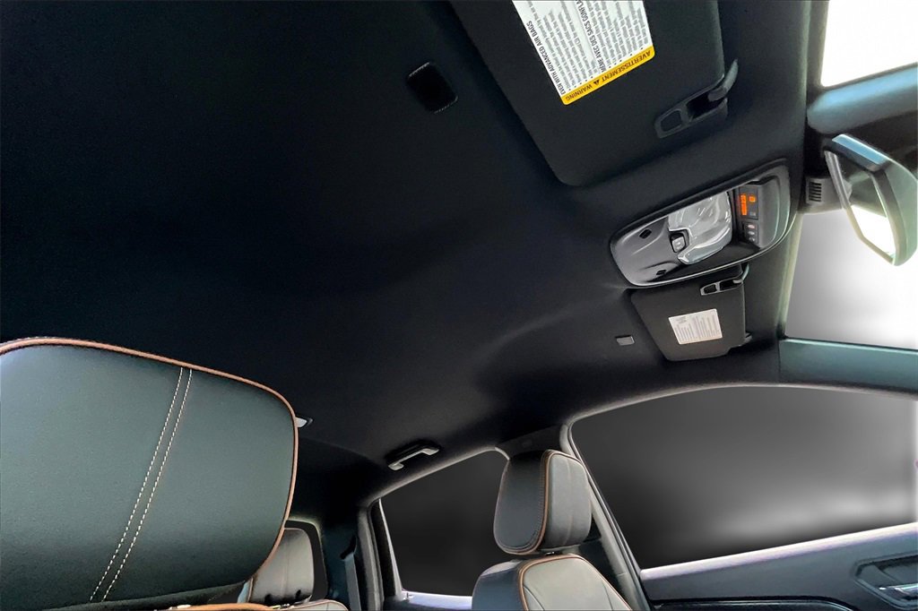 Used 2024 GMC Canyon AT4 w/ LPO, Skid Plate Package image 23