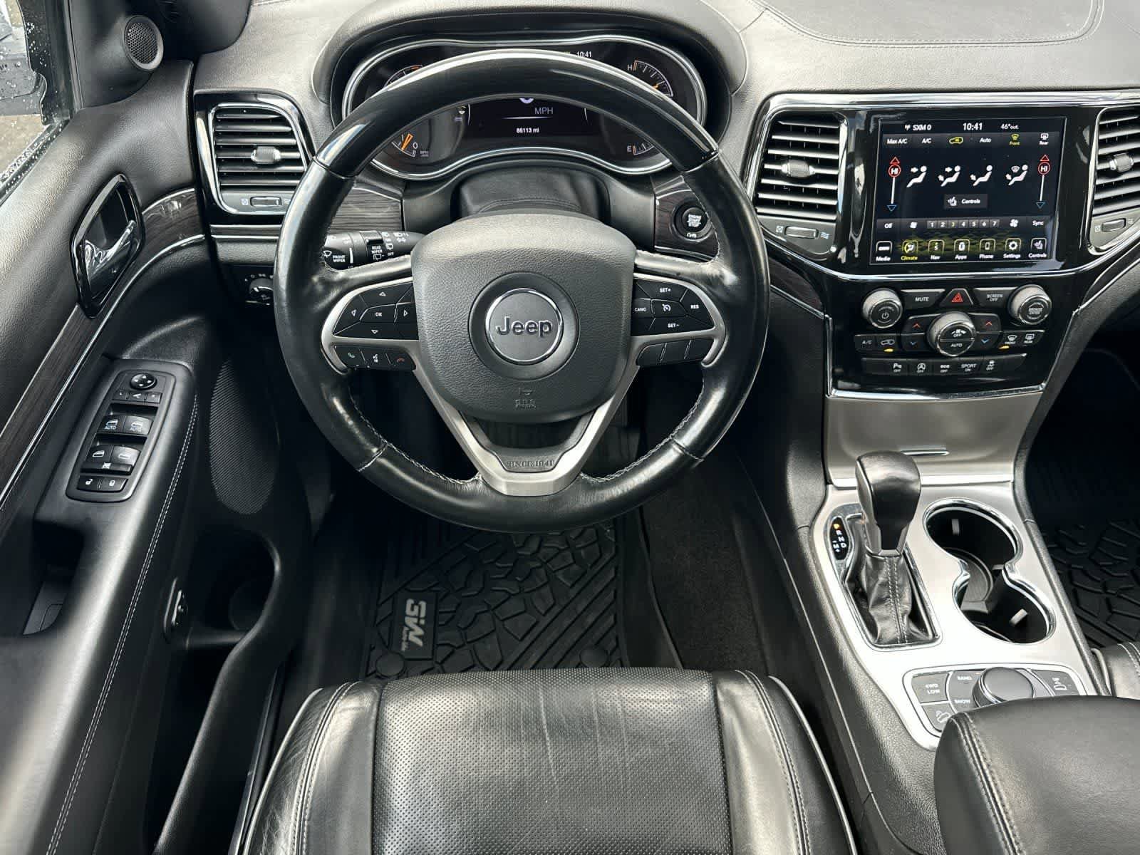 Used 2021 Jeep Grand Cherokee Overland AWD/4WD image 14