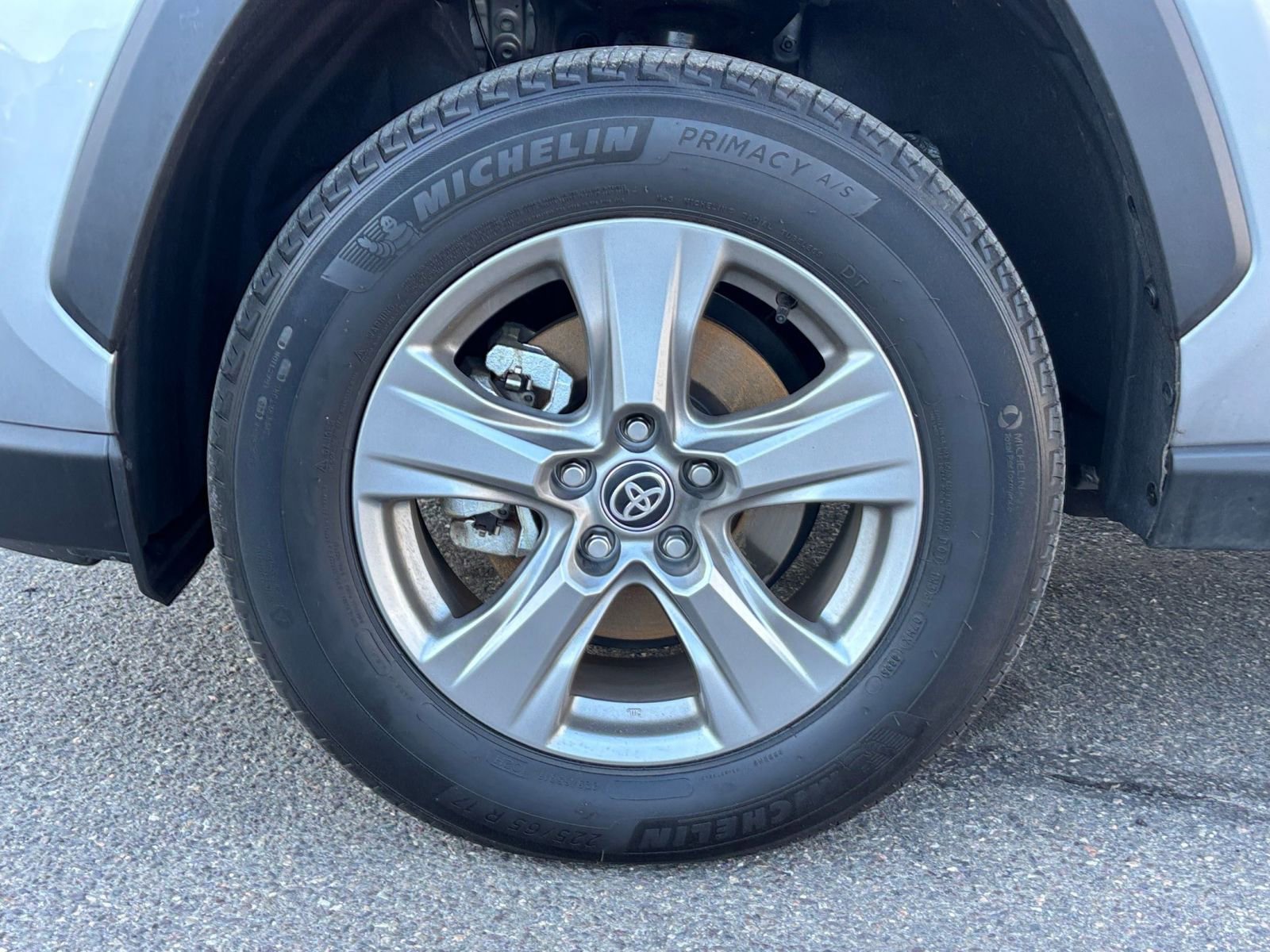 Used 2025 Toyota RAV4 LE image 25